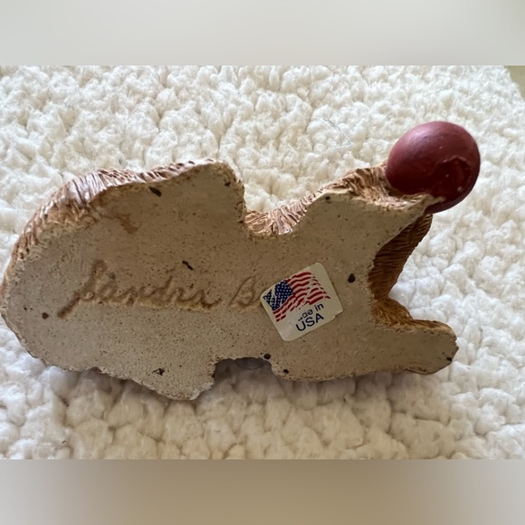 Sandra Brue Golden w/ Ball - Picture 3 of 3